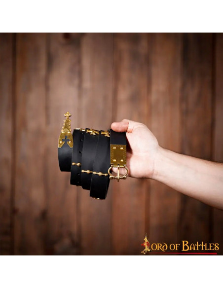 Ceinture médiévale en cuir avec...