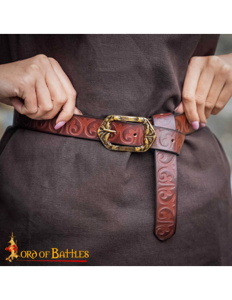 Ceinture médiévale en cuir au design...