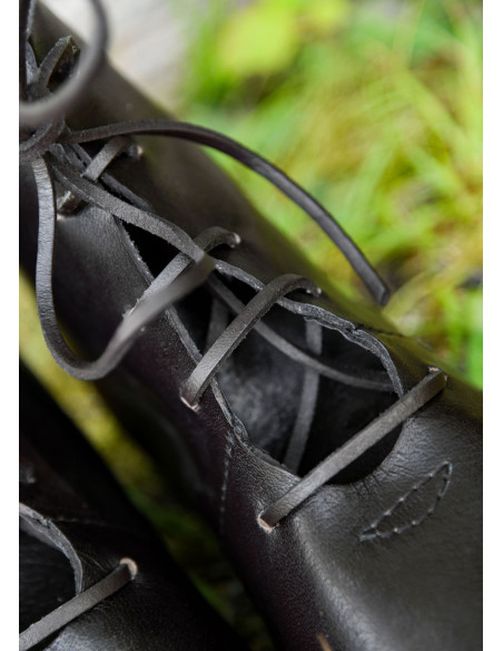 Chaussures médiévales hautes à lacets