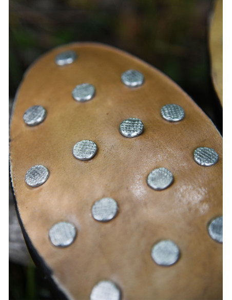 Chaussures médiévales hautes à lacets