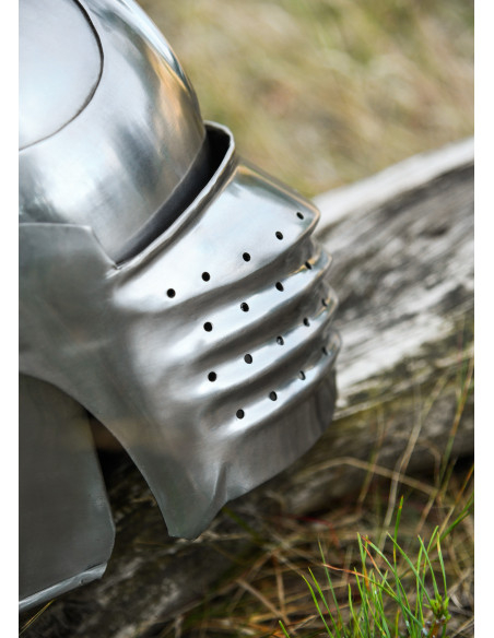 Coiffe médiévale avec visière, année...