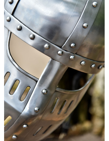 Casque Spangenhelmet avec visière