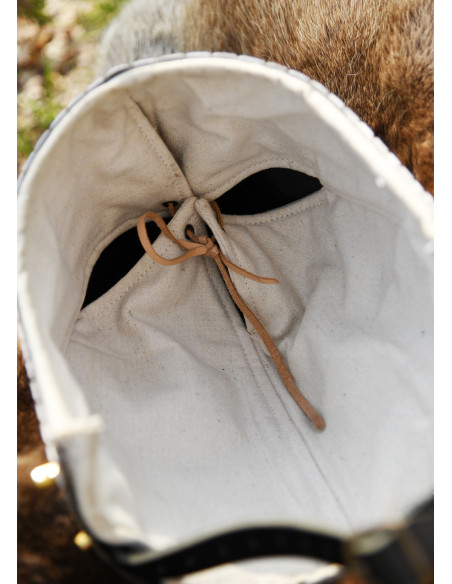 Bacinete fonctionnelle XIVe siècle, 2mm.