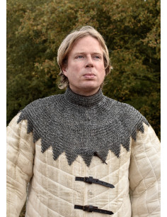 Manteau d'évêque avec fermeture à sangles en cuir avec...