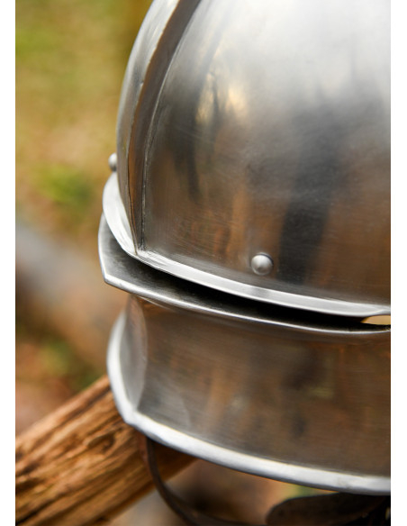 Casque médiéval de type Sallet, acier...