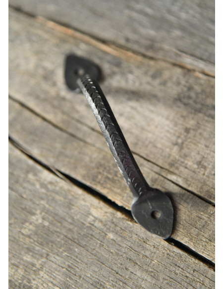 Poignée en acier forgé à la main (13...