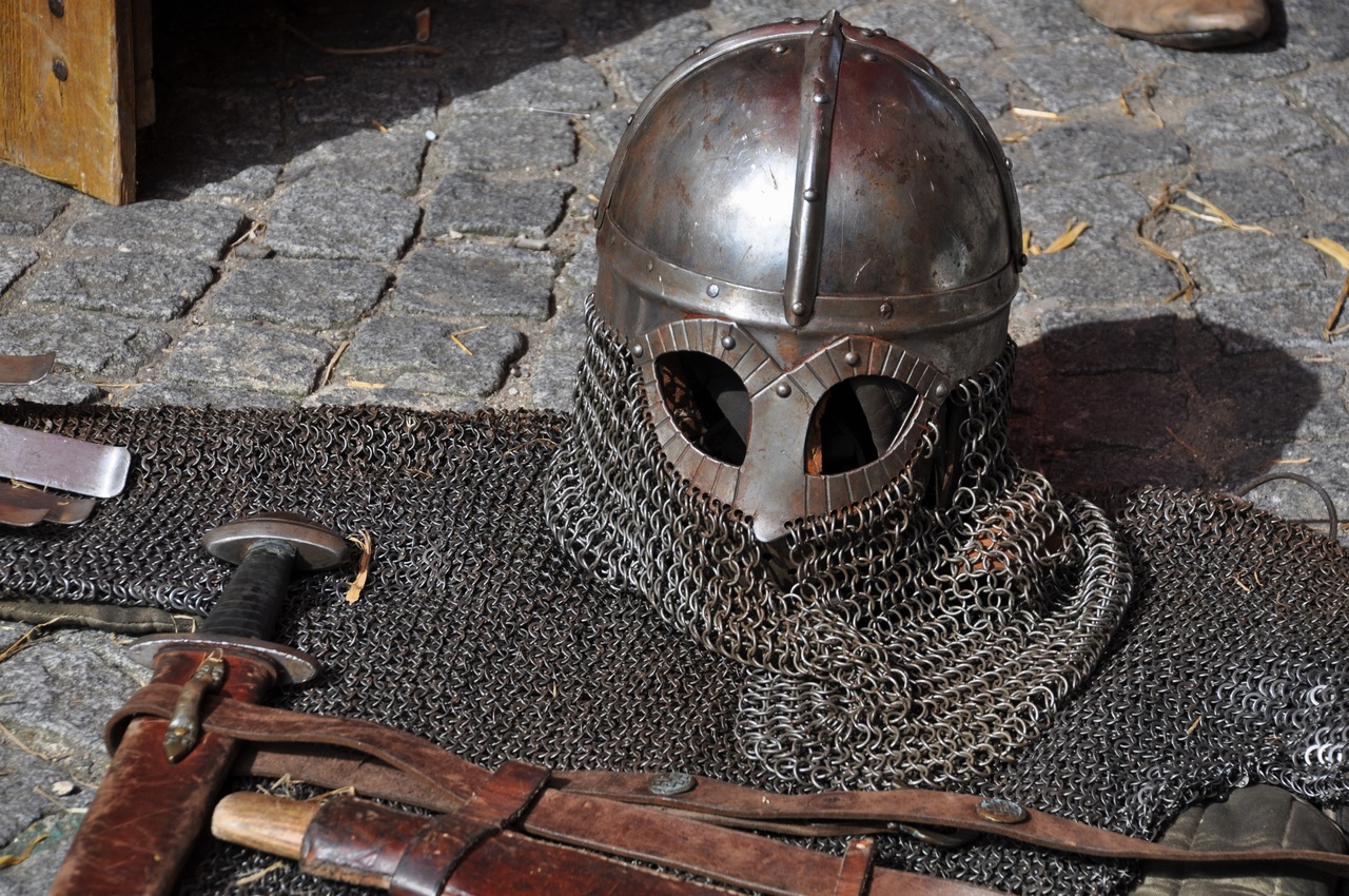 Cascos de armaduras medievales